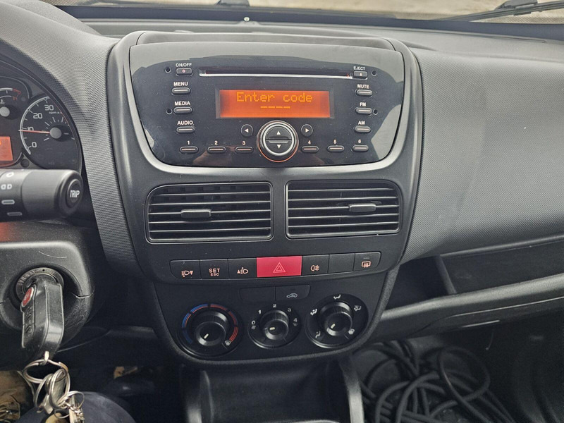 Фургон-рефрижератор Fiat Doblò 1,3 MultiJet - Relec TR32 frigo: фото 12