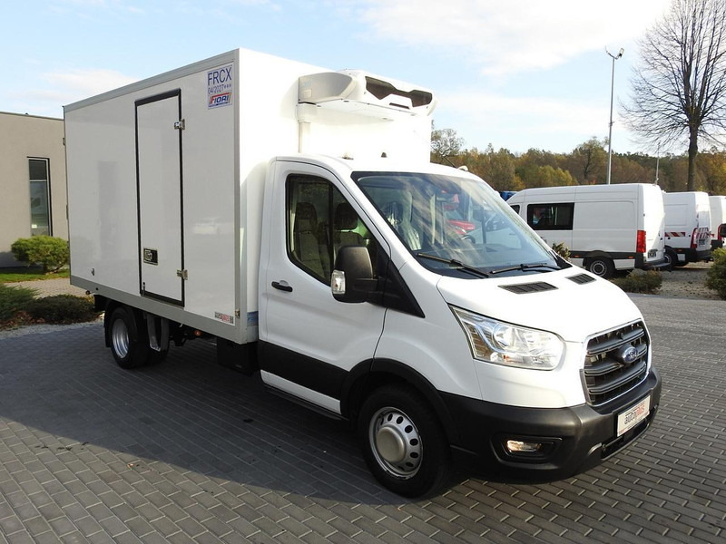 Ford TRANSIT CHŁODNIA KONTENER -10*C ZASILANIE 230V TEMPOMAT KLIMATYZ - Фургон-рефрижератор: фото 4 Ford TRANSIT CHŁODNIA KONTENER -10*C ZASILANIE 230V TEMPOMAT KLIMATYZ - Фургон-рефрижератор: фото 4