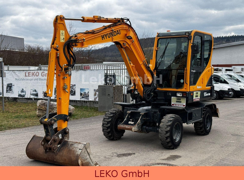 Hyundai Robex 55W-9A Mit Drei Löffeln - Колёсный экскаватор: фото 3 Hyundai Robex 55W-9A Mit Drei Löffeln - Колёсный экскаватор: фото 3