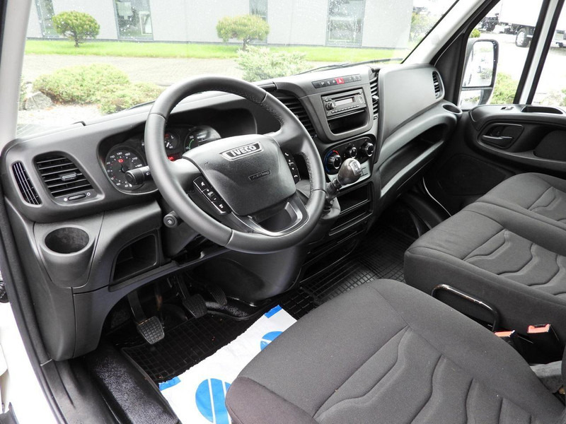 Iveco DAILY 35C13 WYWROTKA PODWÓJNA KABINA DOKA 7 MIEJSC TEMPOMAT BLIŹ - Малотоннажный самосвал, Грузопассажирский фургон: фото 2 Iveco DAILY 35C13 WYWROTKA PODWÓJNA KABINA DOKA 7 MIEJSC TEMPOMAT BLIŹ - Малотоннажный самосвал, Грузопассажирский фургон: фото 2