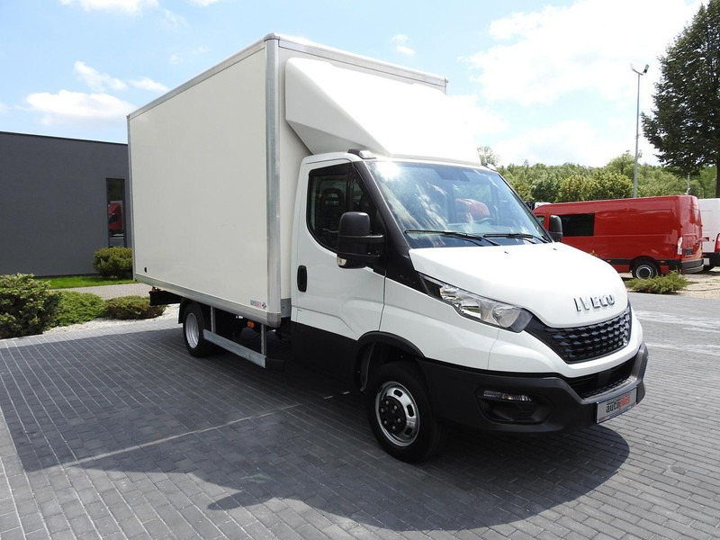Iveco DAILY 35C14 KONTENER 8 PALET TEMPOMAT KLIMATYZACJA BLIŹNIACZE K - Фургон с закрытым кузовом: фото 4 Iveco DAILY 35C14 KONTENER 8 PALET TEMPOMAT KLIMATYZACJA BLIŹNIACZE K - Фургон с закрытым кузовом: фото 4