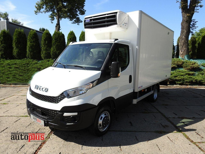 Iveco DAILY 35C15 KONTENER CHŁODNIA -12*C ZASILANIE 230V BLIŹNIACZE KO - Фургон-рефрижератор: фото 1 Iveco DAILY 35C15 KONTENER CHŁODNIA -12*C ZASILANIE 230V BLIŹNIACZE KO - Фургон-рефрижератор: фото 1