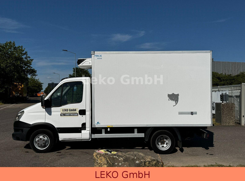 Iveco Daily 35C13 Mit Carrier Xr 350 - Фургон-рефрижератор: фото 4 Iveco Daily 35C13 Mit Carrier Xr 350 - Фургон-рефрижератор: фото 4