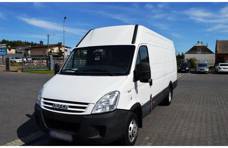 Iveco Daily 35C15 Furgon L4H3 Brygadówka 6-seater Doka Doubel Cabin - Микроавтобус, Пассажирский фургон: фото 2 Iveco Daily 35C15 Furgon L4H3 Brygadówka 6-seater Doka Doubel Cabin - Микроавтобус, Пассажирский фургон: фото 2