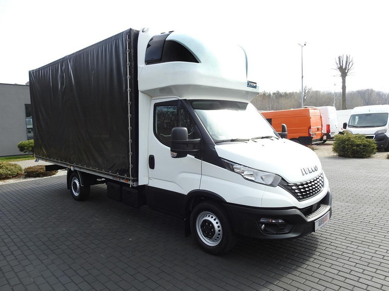 Iveco Daily 35S18 PLANDEKA 10 PALET WEBASTO TEMPOMAT KLIMATYZACJA 18 - Тентованный фургон: фото 4 Iveco Daily 35S18 PLANDEKA 10 PALET WEBASTO TEMPOMAT KLIMATYZACJA 18 - Тентованный фургон: фото 4