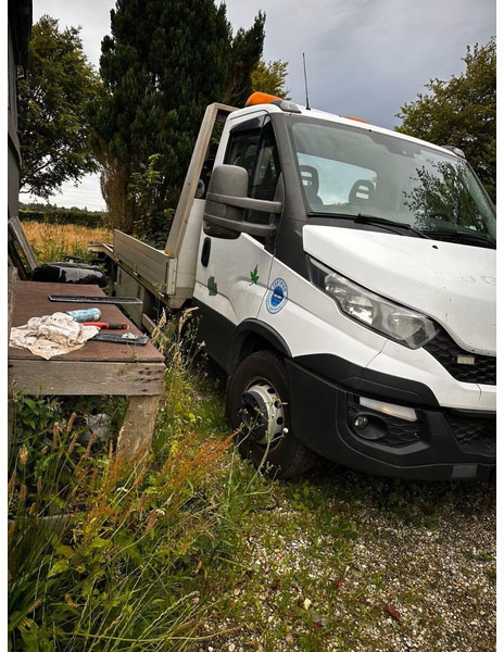 Iveco Daily 70C17 - Car transporter + crane - Автовоз: фото 2 Iveco Daily 70C17 - Car transporter + crane - Автовоз: фото 2