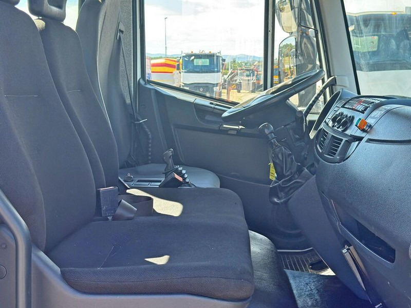 Буровая машина Iveco Eurocargo 120E22 * Bohrgerät auf LKW + FUNK *TOP: фото 12 Буровая машина Iveco Eurocargo 120E22 * Bohrgerät auf LKW + FUNK *TOP: фото 12