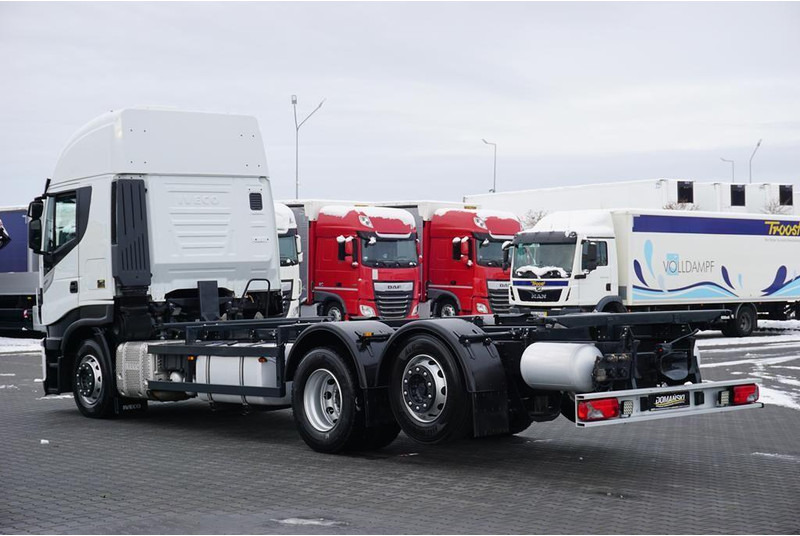 Iveco STRALIS / 460 / ACC / E 6 / RETARDER / BDF / 7,15 M , 7,45 M - Грузовик-шасси: фото 5 Iveco STRALIS / 460 / ACC / E 6 / RETARDER / BDF / 7,15 M , 7,45 M - Грузовик-шасси: фото 5