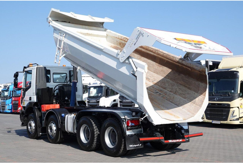 Iveco STRALIS X-WAY 480 / 8x4 / WYWROTKA TYLNOZSYP + HYDROKLAPA / OPON - Самосвал: фото 2 Iveco STRALIS X-WAY 480 / 8x4 / WYWROTKA TYLNOZSYP + HYDROKLAPA / OPON - Самосвал: фото 2