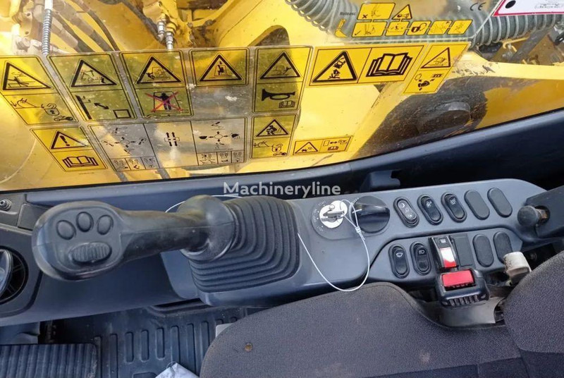 Гусеничный экскаватор Komatsu PC 210LC-11 Crawler excavator: фото 12