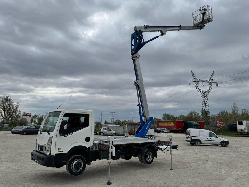 Nissan Cabstar NT400 Multitel HX 200 - 22m - Коммерческий автомобиль: фото 2 Nissan Cabstar NT400 Multitel HX 200 - 22m - Коммерческий автомобиль: фото 2