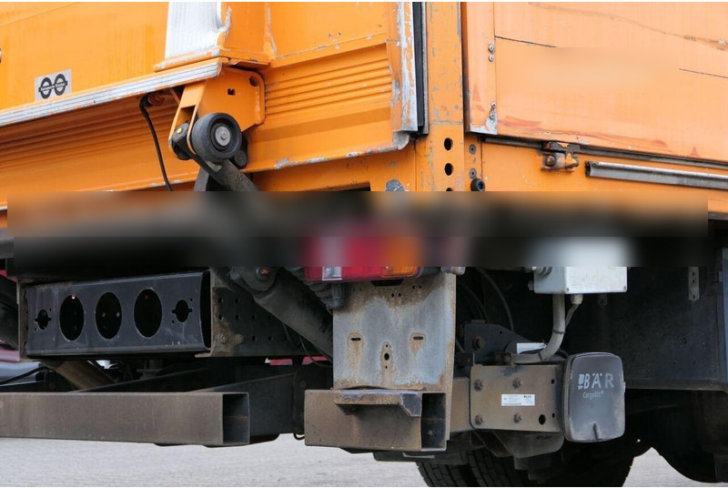 Тентованный грузовик MAN TGL 12.210 - Tilt truck: фото 16 Тентованный грузовик MAN TGL 12.210 - Tilt truck: фото 16