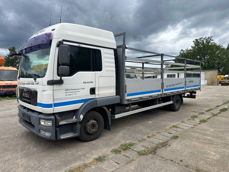 MAN TGL 12 250 euró5 - Грузовик бортовой/ Платформа, Автоманипулятор: фото 1 MAN TGL 12 250 euró5 - Грузовик бортовой/ Платформа, Автоманипулятор: фото 1