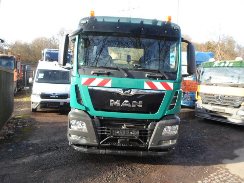 MAN TGS 26.420 Absetzkipper - Портальный бункеровоз: фото 2 MAN TGS 26.420 Absetzkipper - Портальный бункеровоз: фото 2