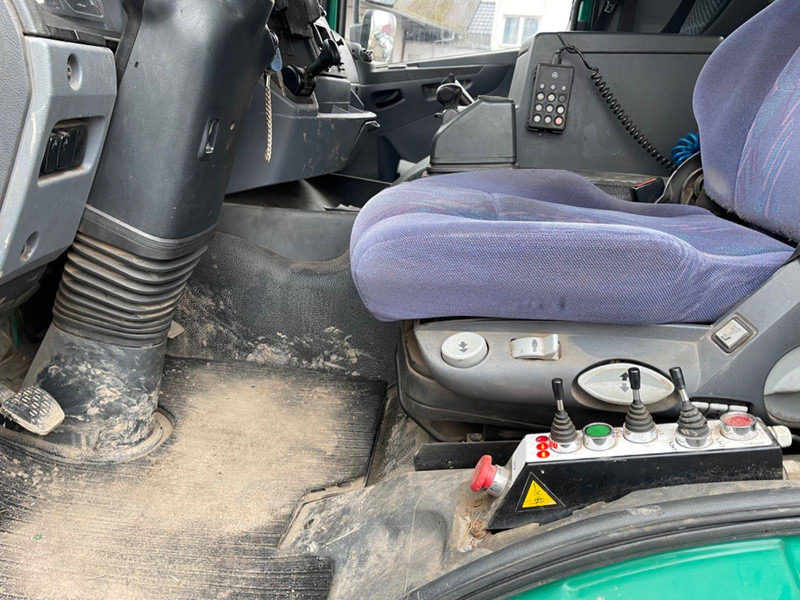 Mercedes-Benz 1833 Absetzkipper Bluetec 5 Klima 2 Hand Orig Km - Грузовик-контейнеровоз/ Сменный кузов, Автоманипулятор: фото 4 Mercedes-Benz 1833 Absetzkipper Bluetec 5 Klima 2 Hand Orig Km - Грузовик-контейнеровоз/ Сменный кузов, Автоманипулятор: фото 4