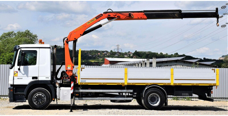 Mercedes-Benz ACTROS 1832 - Самосвал, Автоманипулятор: фото 5 Mercedes-Benz ACTROS 1832 - Самосвал, Автоманипулятор: фото 5