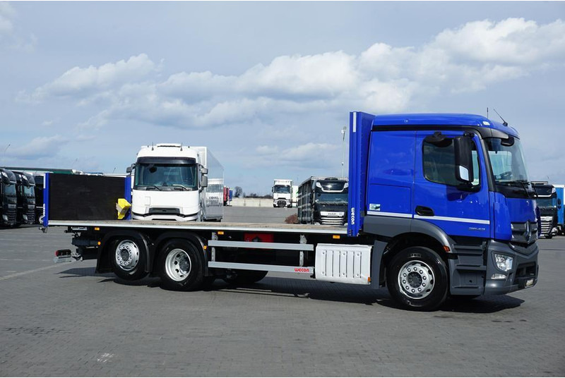 Mercedes-Benz ACTROS / 2543 / ACC / E 6 / PEŁNY ADR / PLATFORMA / ZAWIESIE POD - Грузовик бортовой/ Платформа: фото 4 Mercedes-Benz ACTROS / 2543 / ACC / E 6 / PEŁNY ADR / PLATFORMA / ZAWIESIE POD - Грузовик бортовой/ Платформа: фото 4