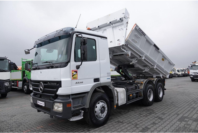 Mercedes-Benz ACTROS 3336 / 6x4 / WYWROTKA / BORDMATIC / HYDROBURTA / MEILLER - Самосвал: фото 3 Mercedes-Benz ACTROS 3336 / 6x4 / WYWROTKA / BORDMATIC / HYDROBURTA / MEILLER - Самосвал: фото 3