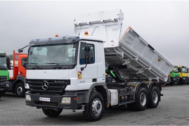 Mercedes-Benz ACTROS 3336 / 6x4 / WYWROTKA / BORDMATIC / HYDROBURTA / MEILLER - Самосвал: фото 1 Mercedes-Benz ACTROS 3336 / 6x4 / WYWROTKA / BORDMATIC / HYDROBURTA / MEILLER - Самосвал: фото 1