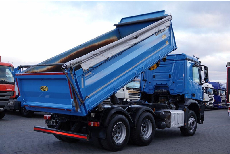 Mercedes-Benz AROCS 2636 / 6x4 / WYWROTKA 3 STRONNA / MEILLER KIPER / EURO 6 / - Самосвал: фото 4 Mercedes-Benz AROCS 2636 / 6x4 / WYWROTKA 3 STRONNA / MEILLER KIPER / EURO 6 / - Самосвал: фото 4