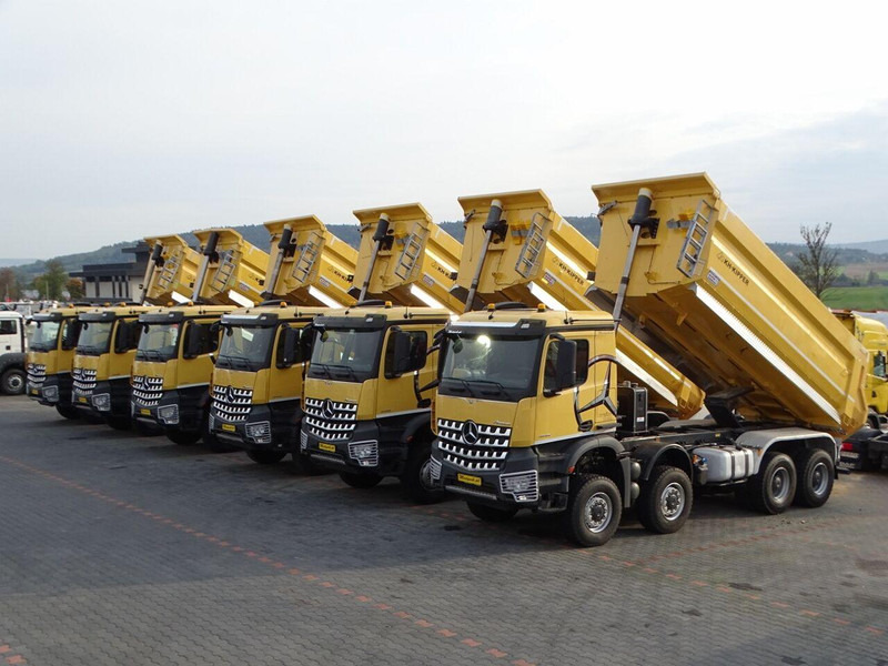 Самосвал Mercedes-Benz AROCS 4145 / 8x8 / WYWROTKA TYLNOZSYPOWA / KH KIPPER / EURO 6: фото 15 Самосвал Mercedes-Benz AROCS 4145 / 8x8 / WYWROTKA TYLNOZSYPOWA / KH KIPPER / EURO 6: фото 15