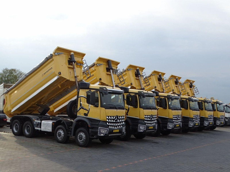 Самосвал Mercedes-Benz AROCS 4145 / 8x8 / WYWROTKA TYLNOZSYPOWA / KH KIPPER / EURO 6: фото 13 Самосвал Mercedes-Benz AROCS 4145 / 8x8 / WYWROTKA TYLNOZSYPOWA / KH KIPPER / EURO 6: фото 13