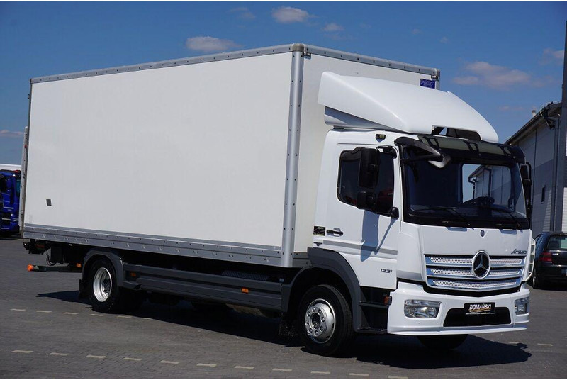 Mercedes-Benz ATEGO / 1221 / ACC / EURO 6 / KONTENER + WINDA / 17 PALET - Грузовик с закрытым кузовом: фото 2 Mercedes-Benz ATEGO / 1221 / ACC / EURO 6 / KONTENER + WINDA / 17 PALET - Грузовик с закрытым кузовом: фото 2