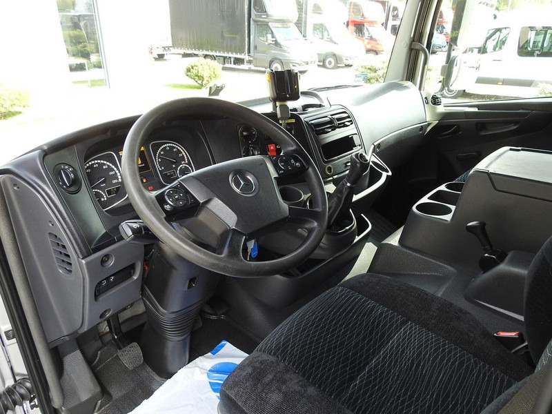 Mercedes-Benz ATEGO 1221 PLANDEKA WINDA 16 PALET WEBASTO KLIMATYZACJA PNEUMATY - Грузовик с закрытым кузовом: фото 2 Mercedes-Benz ATEGO 1221 PLANDEKA WINDA 16 PALET WEBASTO KLIMATYZACJA PNEUMATY - Грузовик с закрытым кузовом: фото 2