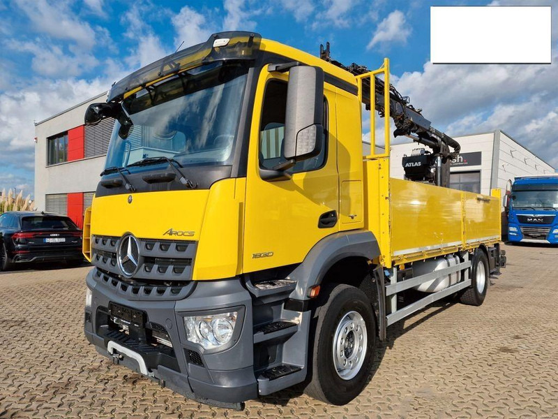 Mercedes-Benz Arocs 1830 - Грузовик бортовой/ Платформа, Автоманипулятор: фото 1 Mercedes-Benz Arocs 1830 - Грузовик бортовой/ Платформа, Автоманипулятор: фото 1
