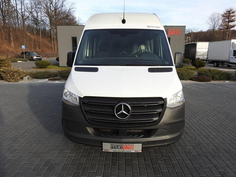 Mercedes-Benz SPRINTER 314 FURGON BRYGADÓWKA  6 MIEJSC TEMPOMAT KLIMATYZACJA - Микроавтобус, Пассажирский фургон: фото 5 Mercedes-Benz SPRINTER 314 FURGON BRYGADÓWKA  6 MIEJSC TEMPOMAT KLIMATYZACJA - Микроавтобус, Пассажирский фургон: фото 5