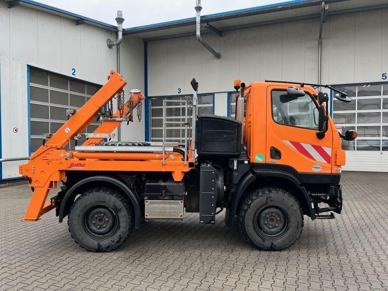 Mercedes-Benz Unimog U 20 4x4 Skip loader - Портальный бункеровоз: фото 5 Mercedes-Benz Unimog U 20 4x4 Skip loader - Портальный бункеровоз: фото 5