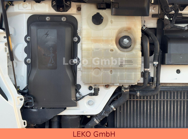 Грузовик с закрытым кузовом Renault Premium 19.270: фото 16