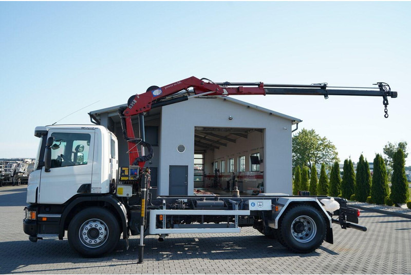 Scania P 280 / 4X2 / SIŁOWNIK DO WYWROTU / + HDS HMF 635 / UDŹWIG 1 500 - Самосвал: фото 2 Scania P 280 / 4X2 / SIŁOWNIK DO WYWROTU / + HDS HMF 635 / UDŹWIG 1 500 - Самосвал: фото 2