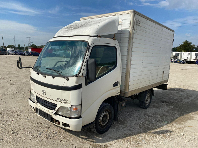 Toyota Dyna 100 3,0 D - Koffer - Фургон с закрытым кузовом: фото 2 Toyota Dyna 100 3,0 D - Koffer - Фургон с закрытым кузовом: фото 2