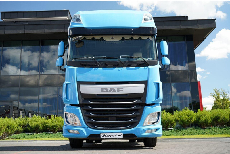 DAF XF 460 / SUPER SPACE CAB / RETARDER / EURO 6 / 2015 YEAR - Тягач: фото 5 DAF XF 460 / SUPER SPACE CAB / RETARDER / EURO 6 / 2015 YEAR - Тягач: фото 5