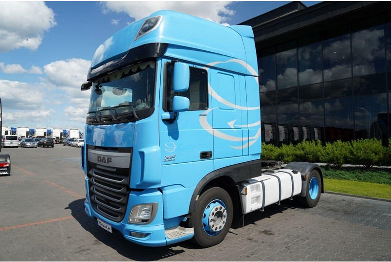 DAF XF 460 / SUPER SPACE CAB / RETARDER / EURO 6 / 2015 YEAR - Тягач: фото 4 DAF XF 460 / SUPER SPACE CAB / RETARDER / EURO 6 / 2015 YEAR - Тягач: фото 4