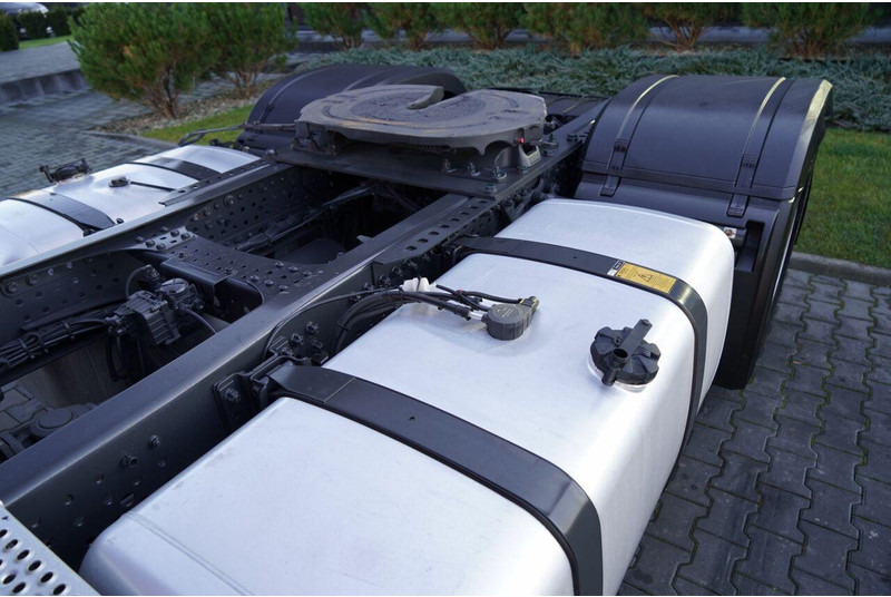 Тягач Mercedes-Benz ACTROS 1845: фото 12