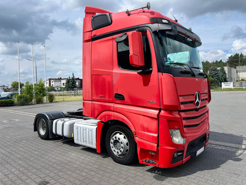 Mercedes-Benz ACTROS 1845 MP4 1.HAND RETARDER XENON LOW DECK - Тягач: фото 5 Mercedes-Benz ACTROS 1845 MP4 1.HAND RETARDER XENON LOW DECK - Тягач: фото 5