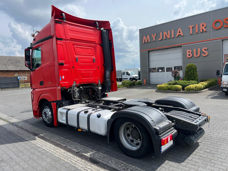 Mercedes-Benz ACTROS 1845 MP4 1.HAND RETARDER XENON LOW DECK - Тягач: фото 3 Mercedes-Benz ACTROS 1845 MP4 1.HAND RETARDER XENON LOW DECK - Тягач: фото 3