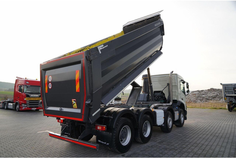 Volvo FMX 460 / 8x4 / WYWROTKA TYLNOZSYPOWA / MEILLER KIPPER / EURO 6 - Самосвал: фото 4 Volvo FMX 460 / 8x4 / WYWROTKA TYLNOZSYPOWA / MEILLER KIPPER / EURO 6 - Самосвал: фото 4