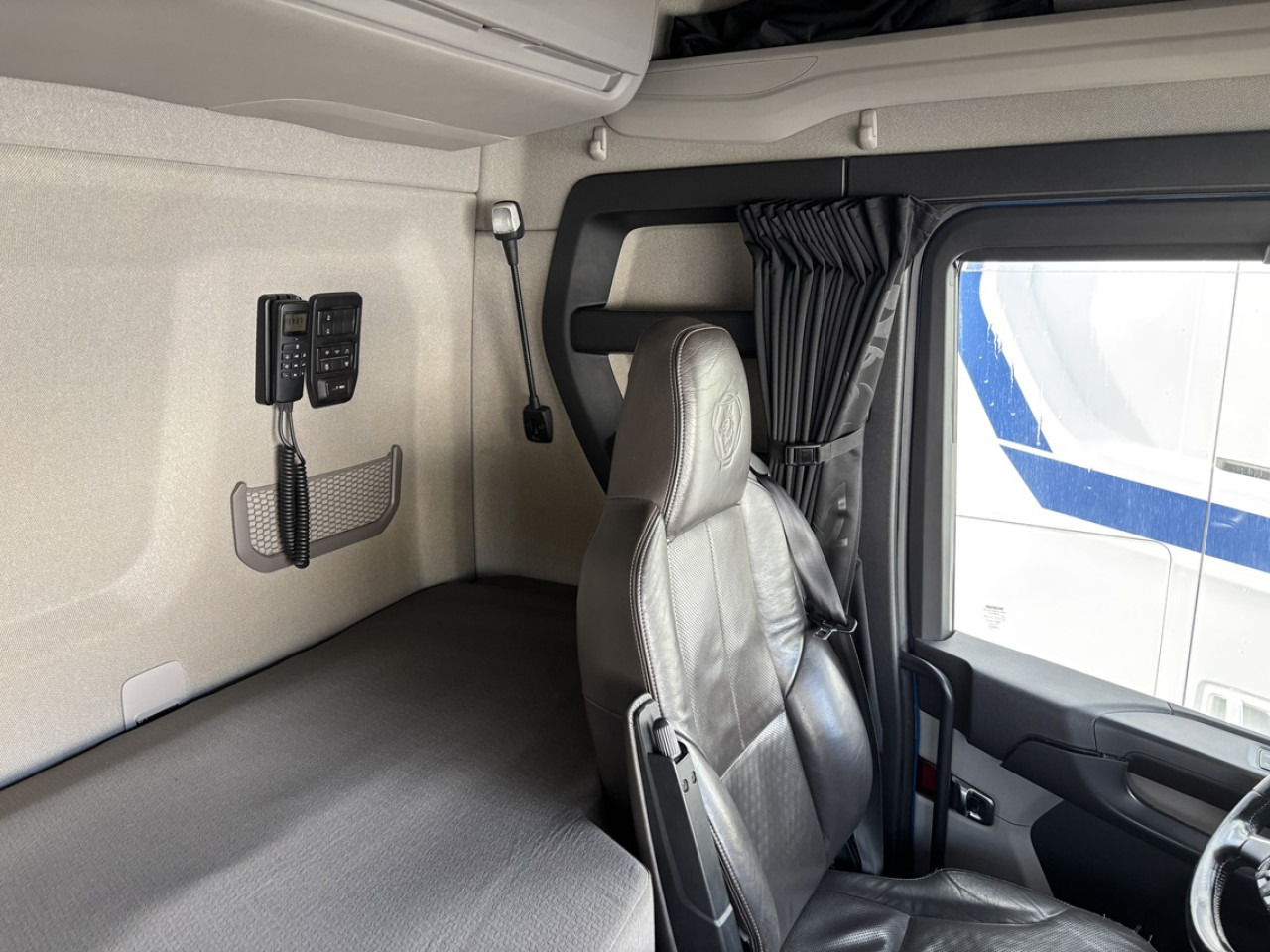 SCANIA R 500 A4x2NB - Тягач: фото 2 SCANIA R 500 A4x2NB - Тягач: фото 2