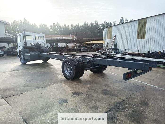 VOLVO FL6 19 | Intercooler | On springs | On 10 studs - Грузовик-шасси: фото 3 VOLVO FL6 19 | Intercooler | On springs | On 10 studs - Грузовик-шасси: фото 3
