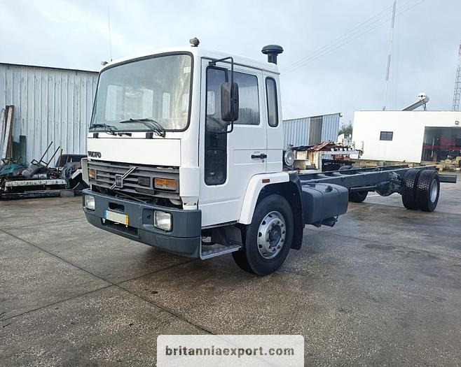 VOLVO FL6 19 | Intercooler | On springs | On 10 studs - Грузовик-шасси: фото 2 VOLVO FL6 19 | Intercooler | On springs | On 10 studs - Грузовик-шасси: фото 2