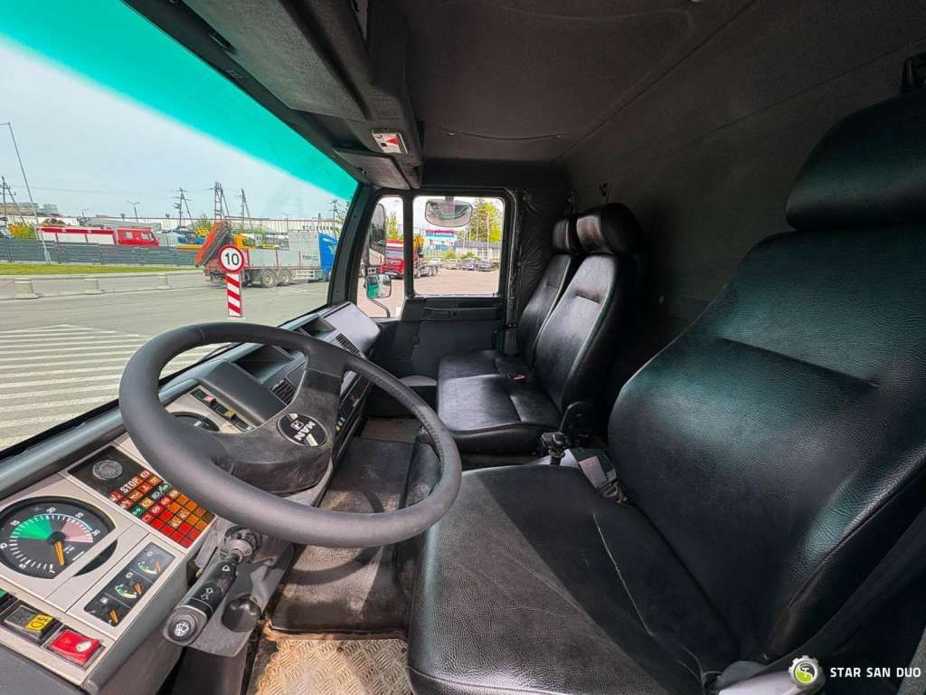 Грузовик-шасси MAN Star 266 BRIGADE VEHICLE 6x6 Passenger transport: фото 13