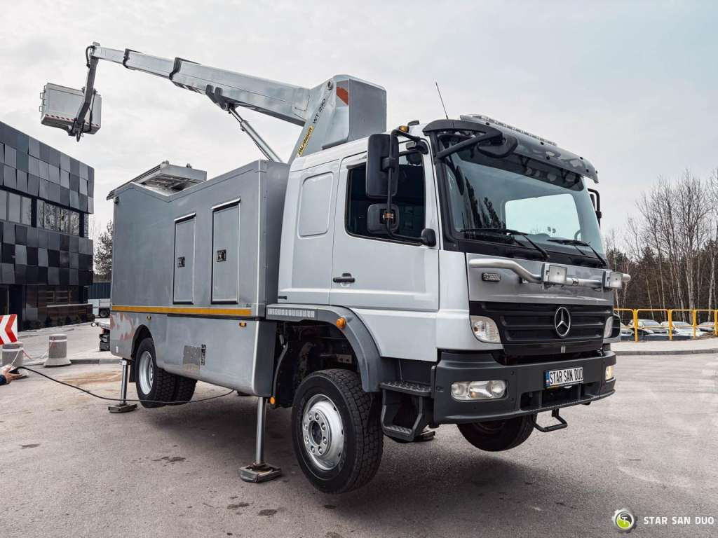 Mercedes-Benz 1529 4x4 Atego Lift Palfinger Wumag WT 230 - Грузовик с подъемником: фото 4 Mercedes-Benz 1529 4x4 Atego Lift Palfinger Wumag WT 230 - Грузовик с подъемником: фото 4