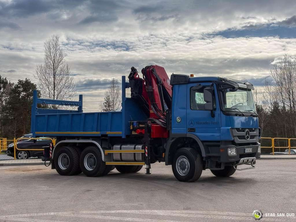 Mercedes-Benz ACTROS 3341 6x6 HMF 4220 K4 CRANE KIPPER - Автоманипулятор: фото 4 Mercedes-Benz ACTROS 3341 6x6 HMF 4220 K4 CRANE KIPPER - Автоманипулятор: фото 4