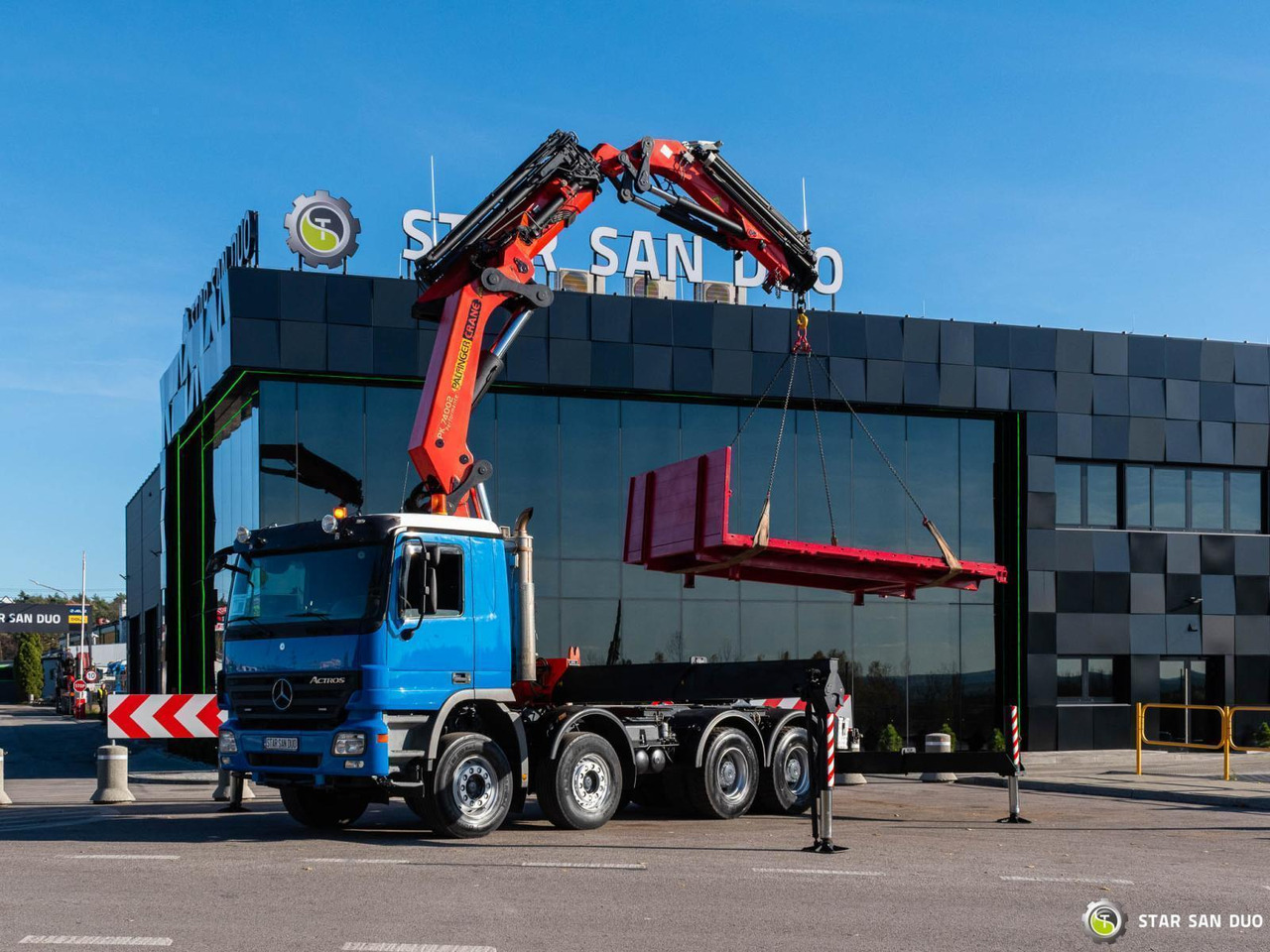 - Автоманипулятор: фото 1 - Автоманипулятор: фото 1