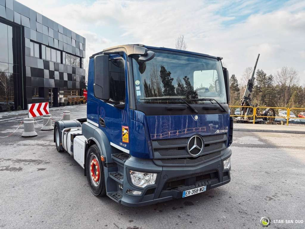 Mercedes-Benz ACTROS 1843 4x2 EURO 6 Hydraulic LOHR - Тягач: фото 4 Mercedes-Benz ACTROS 1843 4x2 EURO 6 Hydraulic LOHR - Тягач: фото 4