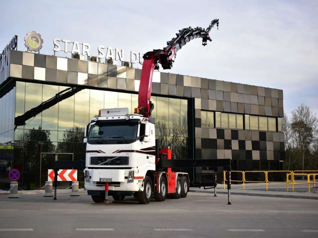 Новый Тягач Volvo  FH 520 8x2 EFFER 850 Fly Jib Winch 5th: фото 12