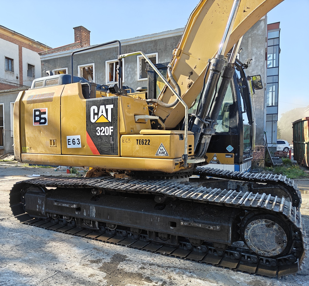 CATERPILLAR 320 F - Гусеничный экскаватор: фото 1 CATERPILLAR 320 F - Гусеничный экскаватор: фото 1